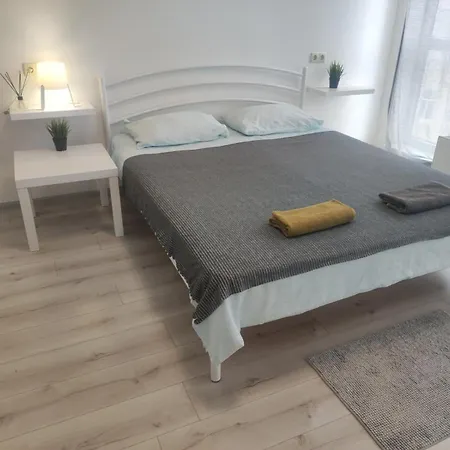 Apartamento затишна неподалік від моря та центру *