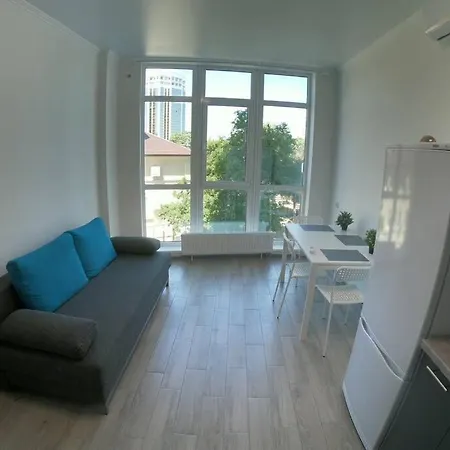Затишна Квартира Неподалік Від Моря Та Центру Apartment