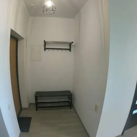 затишна неподалік від моря та центру Appartamento *